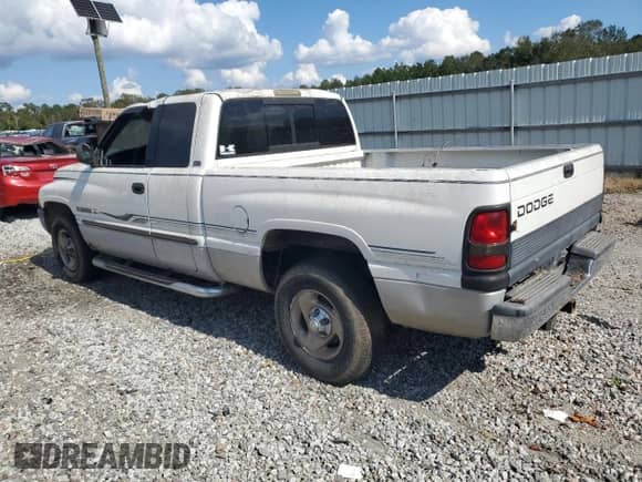 2001 Dodge 1500 с VIN 3B7HC13ZX1G221855, выставлен на аукционе Copart как лот 74005924 с пробегом 62 704 миль миль и Списание • Salvage title. История ставок и продаж доступна на DreamBid. Изображение 2.