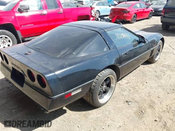 1985 Chevrolet Corvette с VIN 1G1YY078XF5130587, выставлен на аукционе IAAI как лот 43196691 с пробегом 58 995 миль миль и . История ставок и продаж доступна на DreamBid. Изображение 4.