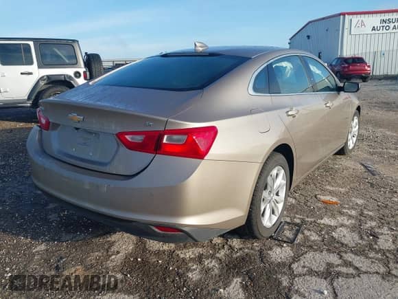 2025 Chevrolet Malibu LT с VIN 1G1ZD5ST9SF149709, выставлен на аукционе IAAI как лот 43540345 с пробегом 34 986 миль миль и . История ставок и продаж доступна на DreamBid. Изображение 4.