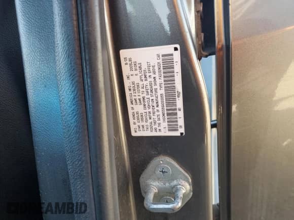 2006 Honda Accord EX-L z VIN 1HGCM65556A000055, wystawiony jako Copart lot #55944225 z przebiegiem 243 983 mil mil oraz Szkoda całkowita • Salvage title. Historia ofert i sprzedaży dostępna na DreamBid. Obrazek 12.