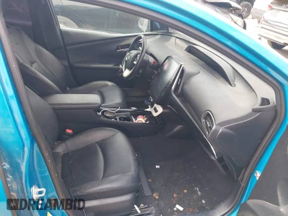 2019 Toyota Prius Plus с VIN JTDKARFP9K3113543, выставлен на аукционе IAAI как лот 42231405 с пробегом 139 019 миль миль и . История ставок и продаж доступна на DreamBid. Изображение 5.