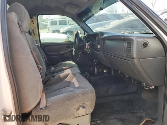 2007 Chevrolet Silverado 1500 Work Truck с VIN 3GCEK14V57G154818, выставлен на аукционе Copart как лот 47456885 с пробегом 222 942 миль миль и Списание • Salvage title. История ставок и продаж доступна на DreamBid. Изображение 10.