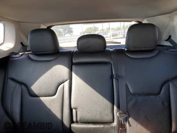 2021 Jeep Compass Limited z VIN 3C4NJCCB4MT505355, wystawiony jako Copart lot #64309405 z przebiegiem Nie podano mil oraz Szkoda całkowita • Salvage title. Historia ofert i sprzedaży dostępna na DreamBid. Obrazek 10.