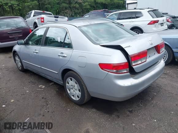 2004 Honda Accord LX с VIN 1HGCM66384A094622, выставлен на аукционе IAAI как лот 42530330 с пробегом 240 197 миль миль и . История ставок и продаж доступна на DreamBid. Изображение 3.