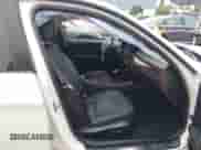 2011 BMW 3 Series 328i с VIN WBAPH5G59BNM75221, выставлен на аукционе IAAI как лот 43402293 с пробегом 155 551 миль миль и . История ставок и продаж доступна на DreamBid. Изображение 5.