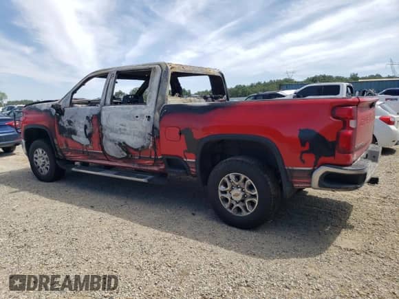 2021 Chevrolet Silverado 3500HD LT with VIN 1GC4YTEY0MF280080, listed as a Copart auction lot 55326904 with Not provided miles and Non repairable. Bid and sale history available at DreamBid. Image 2.