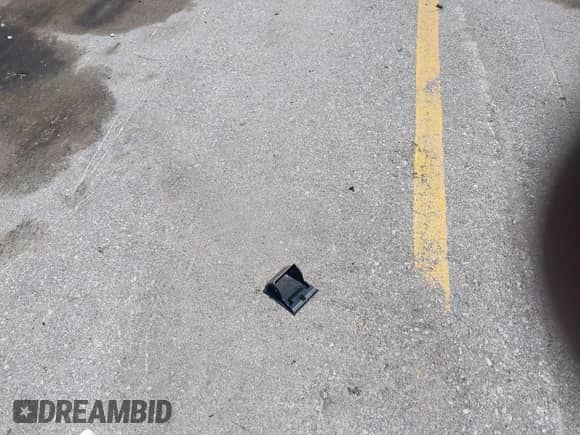 2022 Toyota Camry LE with VIN 4T1C11AK2NU052242, listed as a IAAI auction lot 42943151 with 213,562 mi miles and . Bid and sale history available at DreamBid. Image 12.