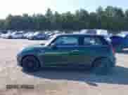 2015 MINI Hardtop z VIN WMWXM5C57F3A04447, wystawiony jako IAAI lot #43175332 z przebiegiem 84 307 mil mil oraz . Historia ofert i sprzedaży dostępna na DreamBid. Obrazek 14.