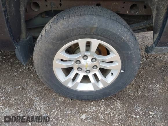 2015 Chevrolet Silverado 1500 LT с VIN 1GCVKREC1FZ191584, выставлен на аукционе IAAI как лот 42748746 с пробегом 156 923 миль миль и . История ставок и продаж доступна на DreamBid. Изображение 18.