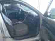 2013 Chevrolet Malibu LS z VIN 1G11A5SA8DF254541, wystawiony jako IAAI lot #42627085 z przebiegiem 154 987 mil mil oraz . Historia ofert i sprzedaży dostępna na DreamBid. Obrazek 5.