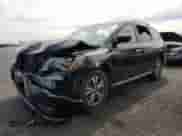 2019 Nissan Pathfinder Platinum z VIN 5N1DR2MM8KC620933, wystawiony jako Copart lot #70779515 z przebiegiem Nie podano mil oraz Szkoda całkowita • Salvage title. Historia ofert i sprzedaży dostępna na DreamBid. Obrazek 1.