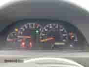 2006 Toyota Camry STD z VIN 4T1BE32K16U720334, wystawiony jako Copart lot #91133285 z przebiegiem 221 617 mil mil oraz Czysty tytuł • Clean title. Historia ofert i sprzedaży dostępna na DreamBid. Obrazek 9.