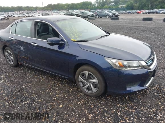 2014 Honda Accord with VIN 1HGCR6F33EA002674, listed as a IAAI auction lot 42637196 with 156,015 mi miles and . Bid and sale history available at DreamBid. Image 1.