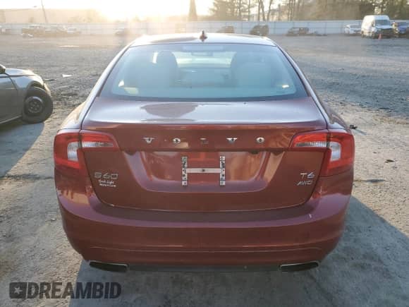 2014 Volvo S60 T6 with VIN YV1902FH7E2287875, listed as a Copart auction lot 80261854 with 130,361 mi miles and Salvage title. Bid and sale history available at DreamBid. Image 6.