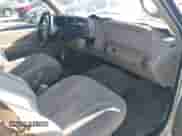 1999 Chevrolet Suburban with VIN 3GNGC26R1XG186362, listed as a IAAI auction lot 43102680 with 259,379 mi miles and . Bid and sale history available at DreamBid. Image 5.