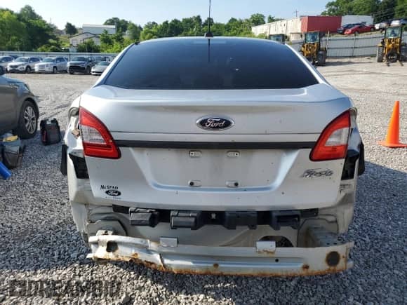 2013 Ford Fiesta S with VIN 3FADP4AJ8DM223679, listed as a Copart auction lot 64247755 with 186,051 mi miles and Salvage title. Bid and sale history available at DreamBid. Image 6.