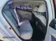 2014 Kia Optima LX с VIN 5XXGM4A70EG313089, выставлен на аукционе Copart как лот 85529415 с пробегом 107 607 миль миль и Списание • Salvage title. История ставок и продаж доступна на DreamBid. Изображение 10.