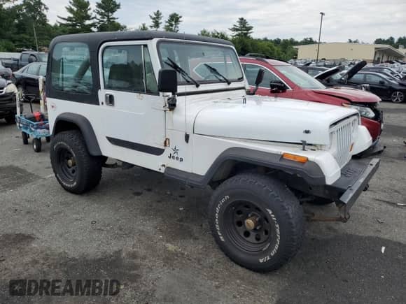 1988 Jeep Wrangler с VIN 2BCHV81S2JB540552, выставлен на аукционе Copart как лот 63070284 с пробегом 287 765 миль миль и На запчасти • Non repairable. История ставок и продаж доступна на DreamBid. Изображение 4.