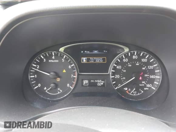 2014 Nissan Pathfinder SL with VIN 5N1AR2MM5EC715019, listed as a IAAI auction lot 43466728 with 141,450 mi miles and . Bid and sale history available at DreamBid. Image 7.