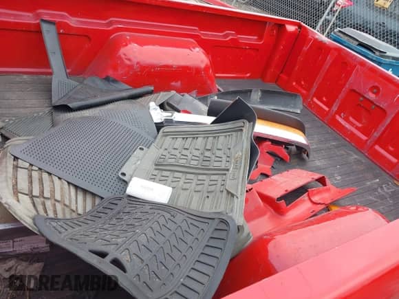 2001 Chevrolet S-10 LS with VIN 1GCCS19531K152758, listed as a IAAI auction lot 41700062 with 74,422 mi miles and . Bid and sale history available at DreamBid. Image 11.