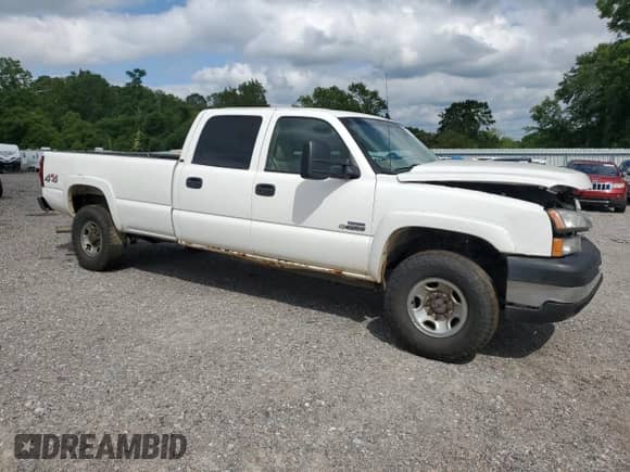 2007 Chevrolet Silverado 3500 SRW Wrk Trk with VIN 1GCHK33DX7F170239, listed as a Copart auction lot 57213425 with 212,390 mi miles and Salvage title. Bid and sale history available at DreamBid. Image 4.