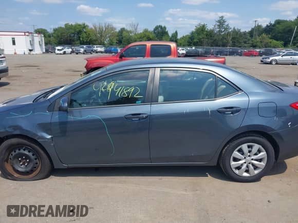 2016 Toyota Corolla L with VIN 2T1BURHE5GC482739, listed as a IAAI auction lot 42941892 with 190,808 mi miles and . Bid and sale history available at DreamBid. Image 15.