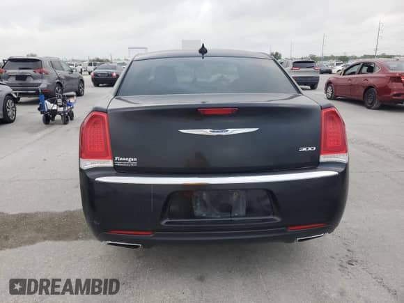 2018 Chrysler 300 Touring L с VIN 2C3CCAAG3JH283582, выставлен на аукционе Copart как лот 51636415 с пробегом 50 975 миль миль и Списание • Salvage title. История ставок и продаж доступна на DreamBid. Изображение 6.