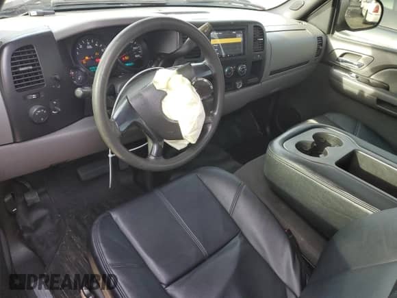 2007 GMC Sierra 1500 Work Truck с VIN 1GTEC14C17Z559523, выставлен на аукционе Copart как лот 82918344 с пробегом 120 299 миль миль и Списание • Salvage title. История ставок и продаж доступна на DreamBid. Изображение 8.