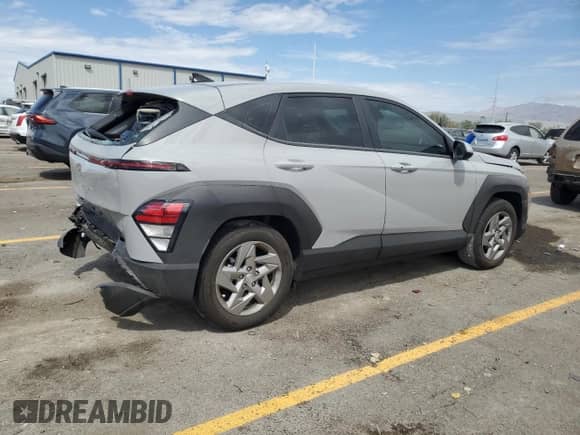 2024 Hyundai Kona SE с VIN KM8HA3AB3RU098282, выставлен на аукционе Copart как лот 70497825 с пробегом 15 247 миль миль и Списание • Salvage title. История ставок и продаж доступна на DreamBid. Изображение 3.