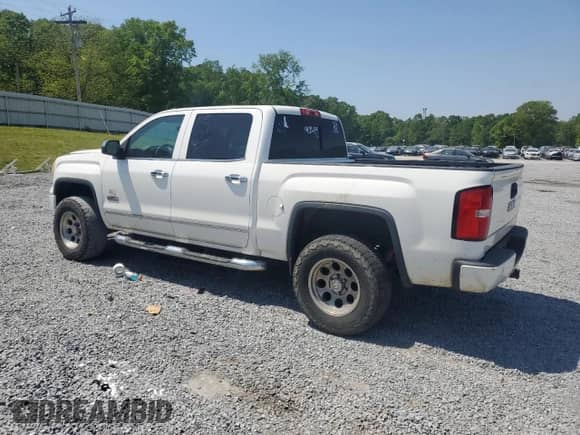 2014 GMC Sierra 1500 SLE z VIN 3GTU2UEC2EG100545, wystawiony jako Copart lot #53821865 z przebiegiem 177 009 mil mil oraz Czysty tytuł • Clean title. Historia ofert i sprzedaży dostępna na DreamBid. Obrazek 2.