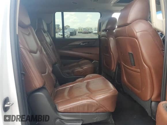 2017 Cadillac Escalade ESV Premium Luxury с VIN 1GYS4JKJ0HR194765, выставлен на аукционе Copart как лот 67093875 с пробегом 251 084 миль миль и Чистый • Clean title. История ставок и продаж доступна на DreamBid. Изображение 11.