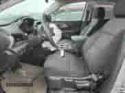 2018 Chevrolet Traverse LS с VIN 1GNERFKWXJJ102389, выставлен на аукционе Copart как лот 81070055 с пробегом 65 157 миль миль и Списание • Salvage title. История ставок и продаж доступна на DreamBid. Изображение 7.