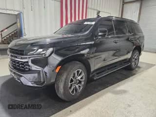 2022 Chevrolet Tahoe Z71 z VIN 1GNSKPKD3NR321388, wystawiony jako Copart lot #68745175 z przebiegiem 38 159 mil mil oraz Czysty tytuł • Clean title. Historia ofert i sprzedaży dostępna na DreamBid. Obrazek 1.