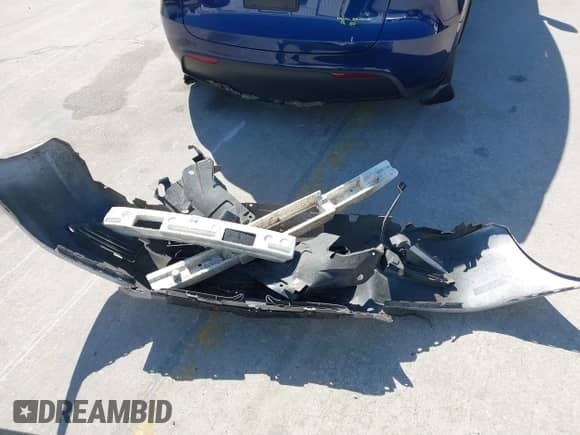 2005 Honda Accord EX-L with VIN 1HGCM71645A007940, listed as a IAAI auction lot 41700851 with 196,762 mi miles and . Bid and sale history available at DreamBid. Image 12.