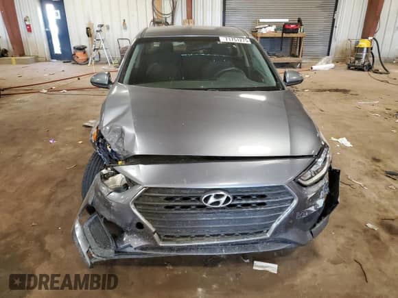 2018 Hyundai Accent SE z VIN 3KPC24A38JE017211, wystawiony jako Copart lot #71751275 z przebiegiem 169 399 mil mil oraz Czysty tytuł • Clean title. Historia ofert i sprzedaży dostępna na DreamBid. Obrazek 5.
