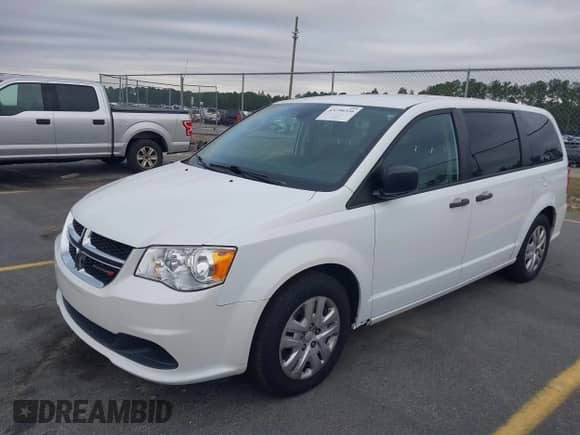 2019 Dodge Grand Caravan SE with VIN 2C4RDGBG8KR638293, listed as a IAAI auction lot 43290326 with 92,178 mi miles and . Bid and sale history available at DreamBid. Image 2.