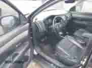 2020 Mitsubishi Outlander SE z VIN JA4AD3A3XLZ030748, wystawiony jako IAAI lot #42352856 z przebiegiem 139 556 mil mil oraz . Historia ofert i sprzedaży dostępna na DreamBid. Obrazek 20.