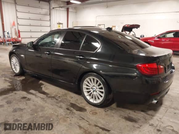 2012 BMW 5 Series 535i xDrive with VIN WBAFU7C55CDU56598, listed as a IAAI auction lot 43158087 with 134,533 mi miles and . Bid and sale history available at DreamBid. Image 3.