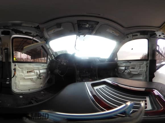 2014 Cadillac Escalade ESV Luxury с VIN 1GYS4HEF4ER218433, выставлен на аукционе IAAI как лот 41152677 с пробегом 51 315 миль миль и . История ставок и продаж доступна на DreamBid. Изображение 24.