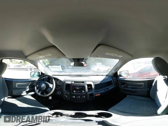 2014 Ram 1500 Express z VIN 3C6JR7AT0EG303916, wystawiony jako IAAI lot #43270828 z przebiegiem 149 254 mil mil oraz . Historia ofert i sprzedaży dostępna na DreamBid. Obrazek 18.