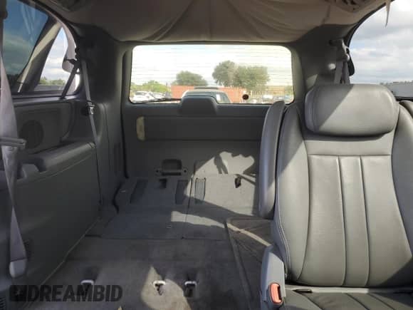 2006 Dodge Grand Caravan SXT with VIN 2D4GP44L76R820549, listed as a Copart auction lot 87423505 with 115,869 mi miles and Salvage title. Bid and sale history available at DreamBid. Image 10.