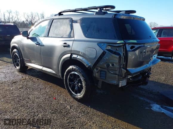 2024 Nissan Pathfinder Rock Creek with VIN 5N1DR3BD8RC291069, listed as a IAAI auction lot 41947839 with 2,047 mi miles and . Bid and sale history available at DreamBid. Image 3.