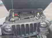 2021 Jeep Wrangler Unlimited Sahara z VIN 1C4JJXP65MW676726, wystawiony jako IAAI lot #41795701 z przebiegiem 38 480 mil mil oraz . Historia ofert i sprzedaży dostępna na DreamBid. Obrazek 10.