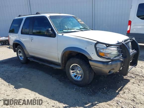 1999 Ford Explorer with VIN 1FMYU22E2XUC69949, listed as a IAAI auction lot 43340828 with 275,871 mi miles and . Bid and sale history available at DreamBid. Image 1.