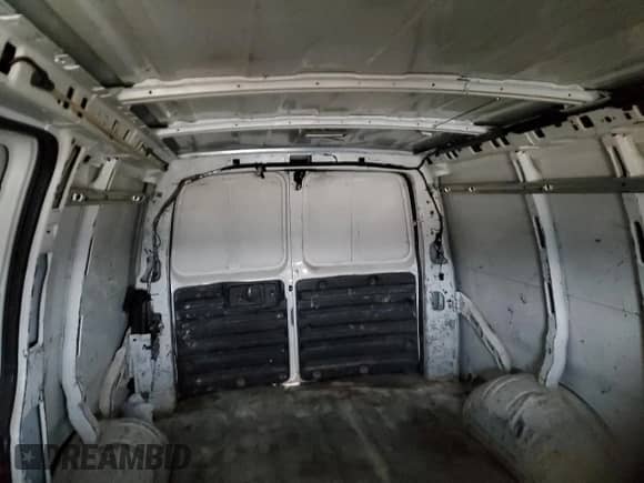 2011 Chevrolet City Express Cargo с VIN 1GCZGTBA9B1150518, выставлен на аукционе Copart как лот 43876385 с пробегом 80 285 миль миль и Списание • Salvage title. История ставок и продаж доступна на DreamBid. Изображение 11.