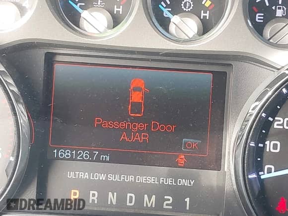 2011 Ford F-250 XL z VIN 1FT7W2BT1BEB29080, wystawiony jako IAAI lot #41489729 z przebiegiem 168 126 mil mil oraz . Historia ofert i sprzedaży dostępna na DreamBid. Obrazek 7.