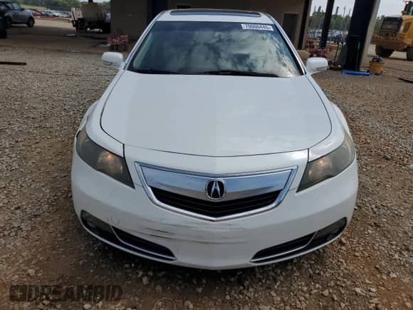2012 Acura TL Technology с VIN 19UUA8F5XCA003097, выставлен на аукционе Copart как лот 70000445 с пробегом 181 240 миль миль и Списание • Salvage title. История ставок и продаж доступна на DreamBid. Изображение 5.