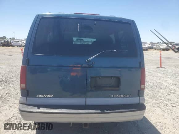 2000 Chevrolet Astro с VIN 1GNDM19W4YB120538, выставлен на аукционе Copart как лот 63534745 с пробегом 228 371 миль миль и Списание • Salvage title. История ставок и продаж доступна на DreamBid. Изображение 6.