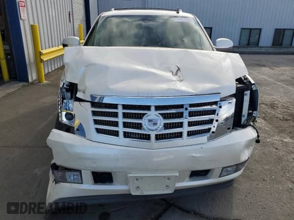 2009 Cadillac Escalade with VIN 1GYFK23279R222454, listed as a Copart auction lot 71914165 with 128,555 mi miles and Salvage title. Bid and sale history available at DreamBid. Image 5.