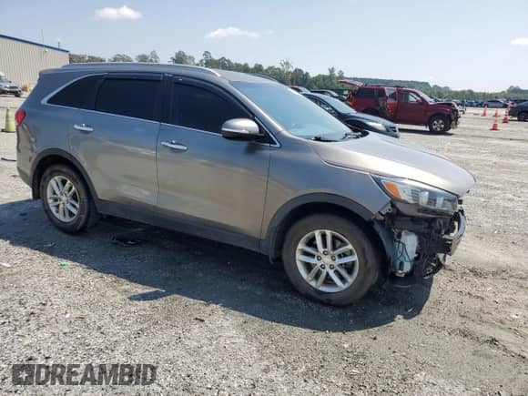2016 Kia Sorento L with VIN 5XYPG4A30GG136532, listed as a Copart auction lot 71229325 with 138,762 mi miles and Salvage title. Bid and sale history available at DreamBid. Image 4.
